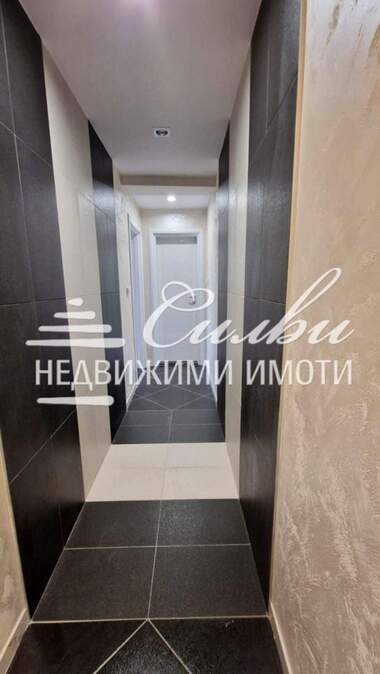 Аренда - Квартира в Център,  Шумен