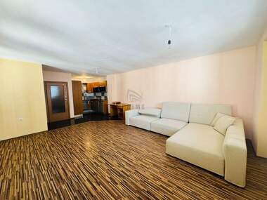 Verkauf - Wohnung in Wazrajdane,  Burgas