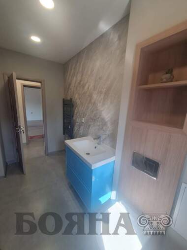 Închiriere - Etaj din casă în Wider Center,  Ruse