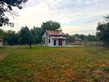 For sale - House in Saedinenie,  Stara Zagora