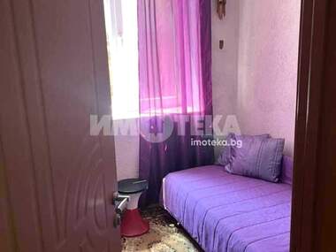 For sale - House in Kuklen,  Plovdiv