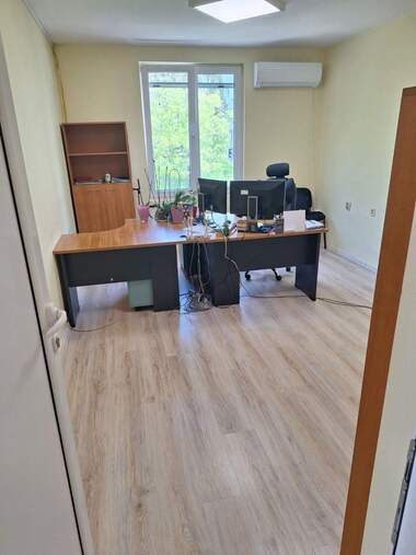 Продажба - Офис в Център,  Велико Търново