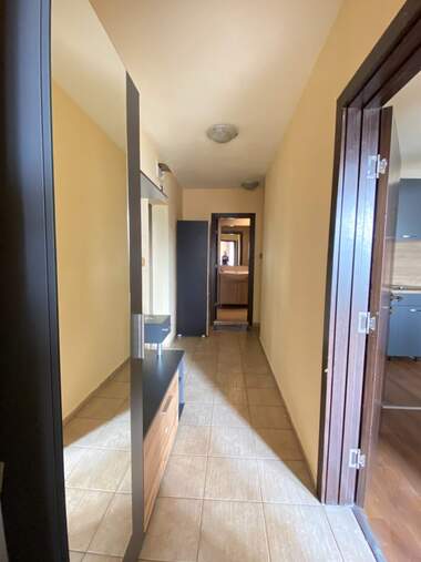 Închiriere - Apartament în Slaveîkov,  Burgas