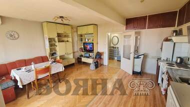 Vânzare - Apartament în Center,  Ruse
