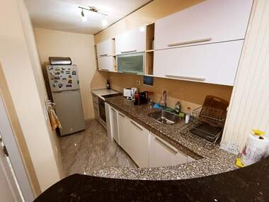 Închiriere - Apartament în Lazur,  Burgas