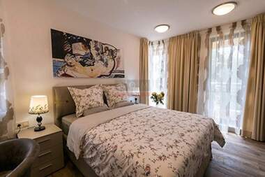 Închiriere - Apartament în Simeonovo,  Sofia