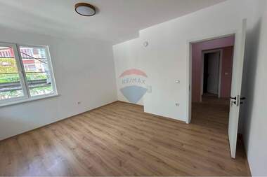 For sale - Apartment in Center,  Shumen