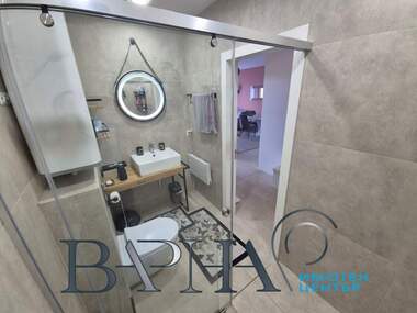 Наем - Апартамент в Бриз,  Варна