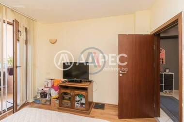 Vânzare - Apartament în Vinița,  Varna