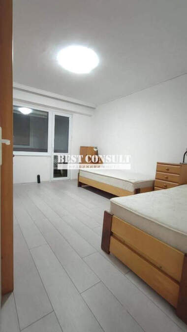 Închiriere - Apartament în Hășove,  Ruse