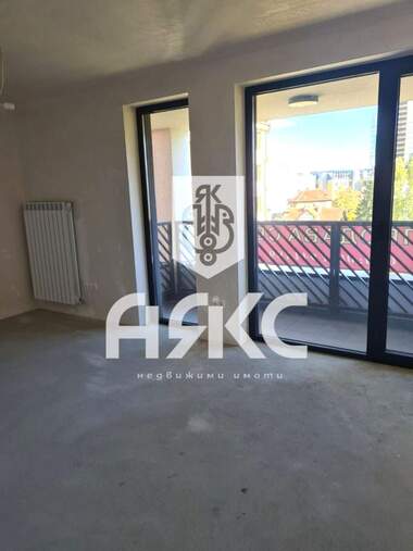 Продажба - Апартамент в Зона Б-5,  София