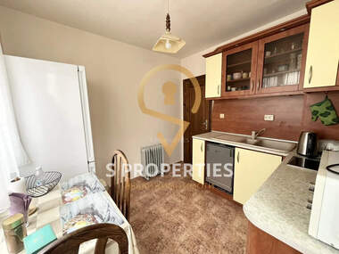 Închiriere - Apartament în Okrăjna bolnița - Generali,  Varna