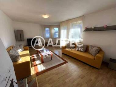 Închiriere - Apartament în Center,  Varna