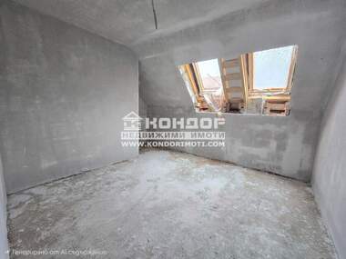 Продажба - Апартамент в Център,  Пловдив