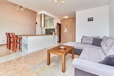 Vânzare - Apartament în Ceernomoreț,  Burgas