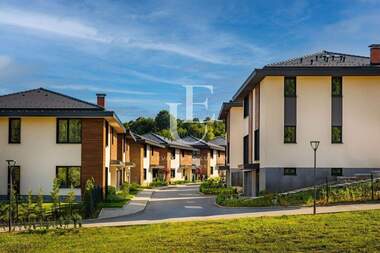 Vânzare - Casă în Sofia Village,  Sofia