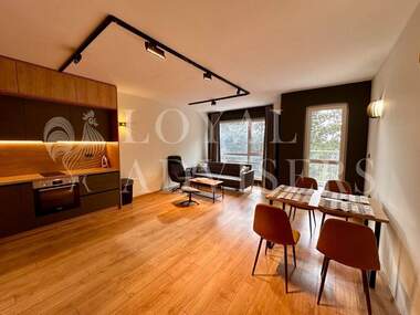 Наем - Апартамент в Бриз,  Варна