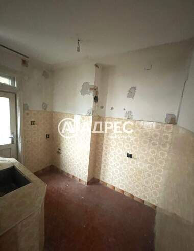 For sale - Apartment in Buzludja,  Veliko Tarnovo