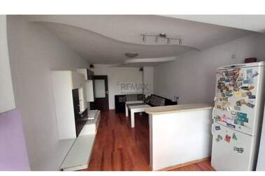 Продажба - Апартамент в Орел,  Разград