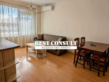 Închiriere - Apartament în Hășove,  Ruse