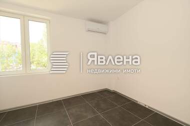 Наем - Офис в Център,  София