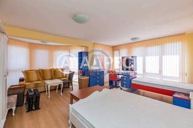 Продажба - Къща в Траката,  Варна