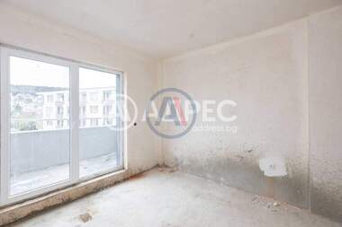 Vânzare - Apartament în Vinița,  Varna