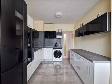 Satış - Apartman olarak Vazrajdane,  Ruse