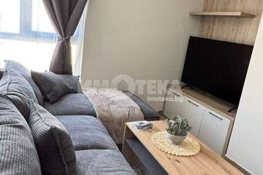 For sale - Apartment in Mladejki halm,  Plovdiv