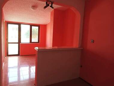 Vânzare - Apartament în Văzrajdane,  Burgas