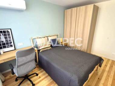 Închiriere - Apartament în Center,  Sofia
