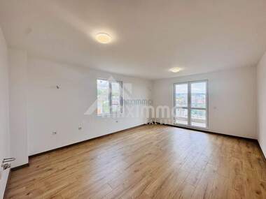 Satış - Apartman olarak Vazrajdane 3,  Varna
