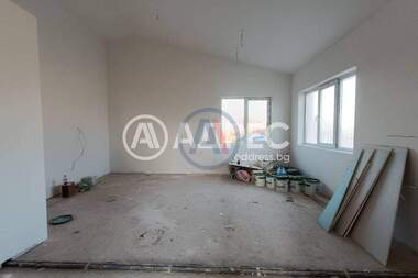 For sale - House in Prolesha,  Sofia Oblast