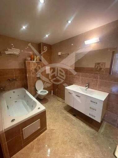 Vânzare - Apartament în Văzrajdane,  Burgas