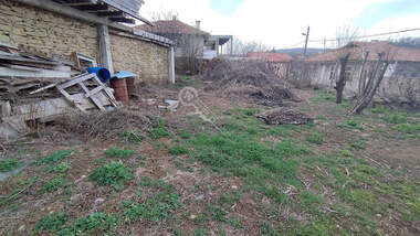 For sale - House in Malki Chiflik,  Veliko Tyrnovo