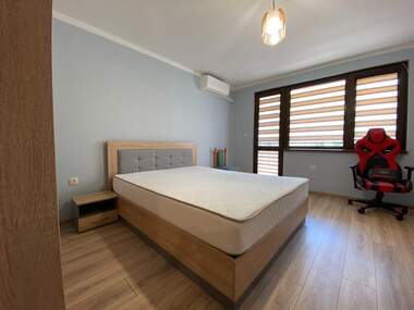 Miete - Wohnung in Wazrajdane,  Burgas