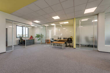 Miete - Büro in Hladilnika,  Sovia