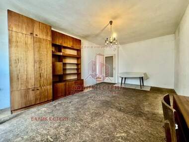 For sale - Apartment in Center,  Dobrich