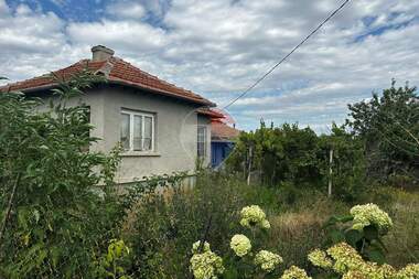 Vânzare - Casă în Dobroplodno,  Varna