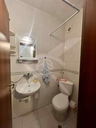Kira - Apartman olarak Pogrebi,  Varna