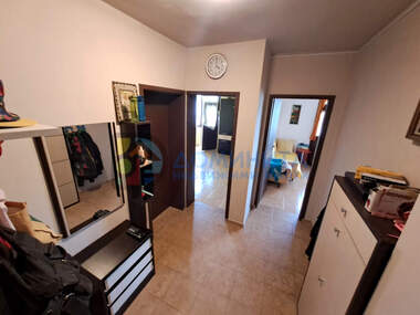 Vânzare - Apartament în Țarevo,  Burgas