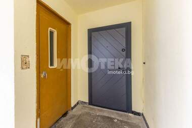 For sale - Apartment in Vazrajdane 2,  Varna