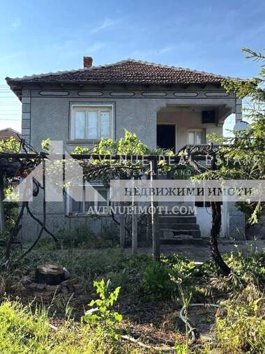 Продажба - Къща в Чешнегирово,  Пловдив