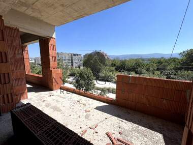 For sale - Apartment in Kiuchuk Parij,  Plovdiv