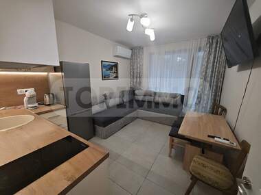 Închiriere - Apartament în Center,  Varna