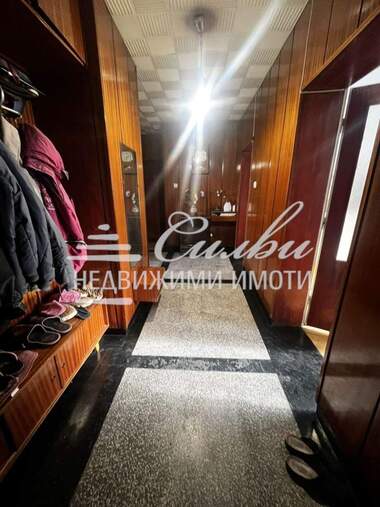 Продажба - Апартамент в Пожарната,  Шумен