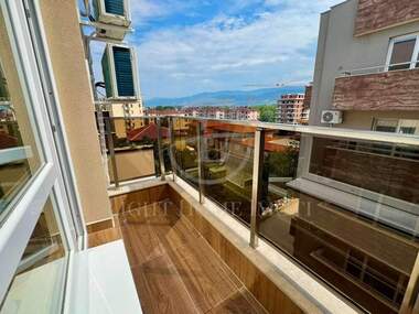 For sale - Apartment in Kiuchuk Parij,  Plovdiv