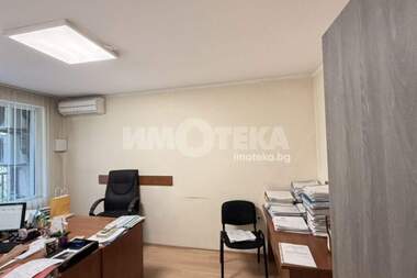 Продажба - Апартамент в Център,  София