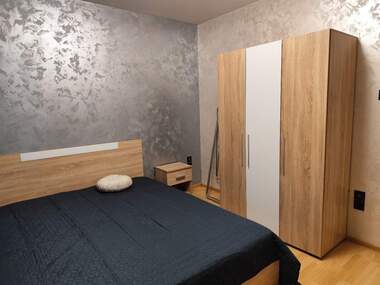 Închiriere - Apartament în Wider Center,  Pleven