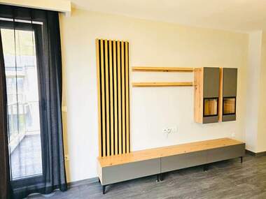 Închiriere - Apartament în Hristo Smirnenski,  Plovdiv